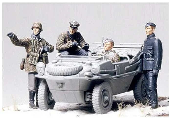 Tamiya – Vokietijos tankininkų divizijos priekinės linijos žvalgybos komanda, 1/35, 35253