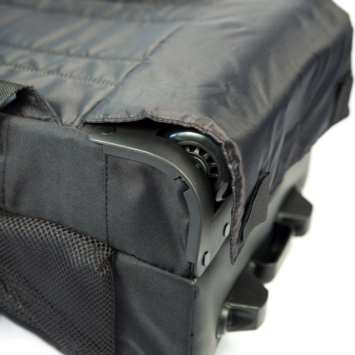 TARGUS SPORT 15-15.6" ROLLING B/PACK