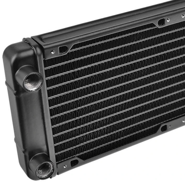 Thermaltake Pacific R240 - kampas su jungtimis