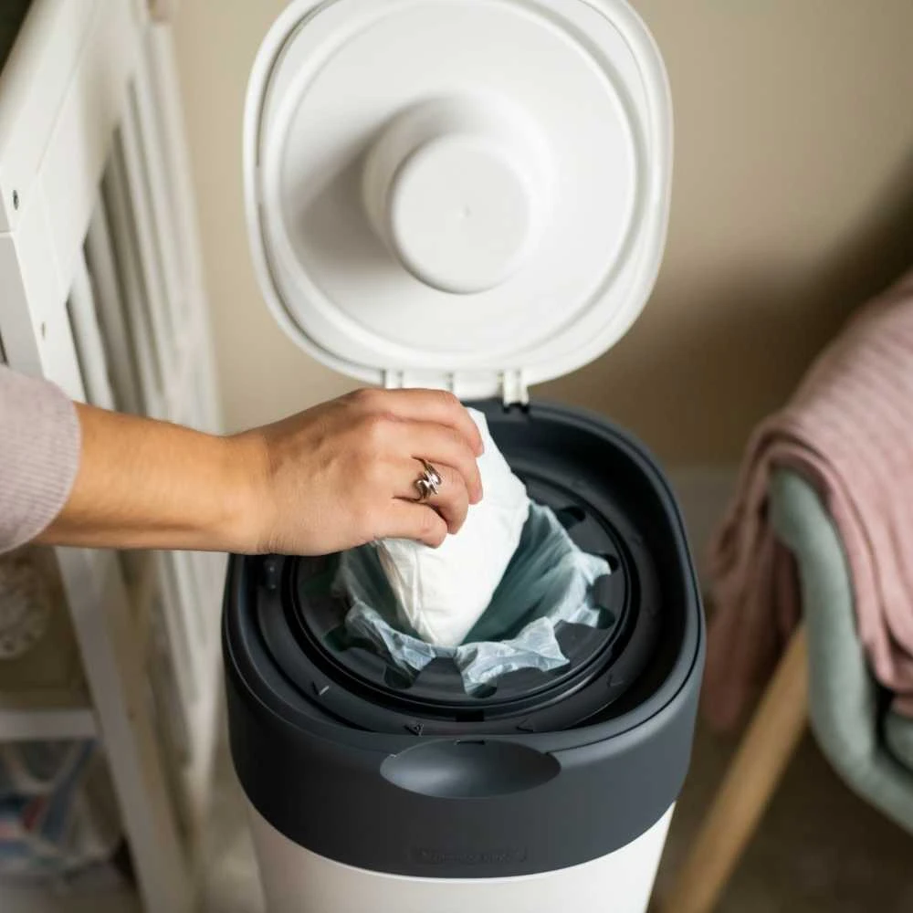 TOMMEE TIPPEE XL DYDŽIO SANGENIC TWIST AND CLICK ADVANCED SAUSKELNIŲ KONTEINERIS, Baltas