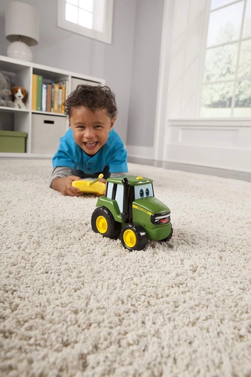 Tomy JOHN DEERE traktorius Johnny su distanc., 42946A1