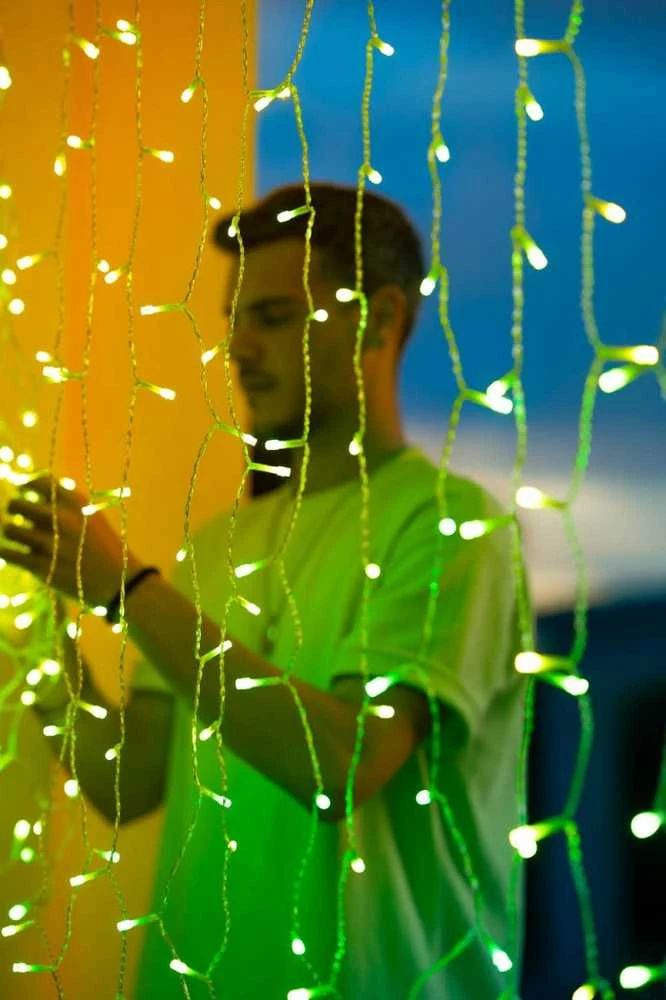 Kalėdinė išmanioji lempučių girlianda Twinkly Curtain 210L 5mm RGBW, užuolaidos, daugiaspalvės