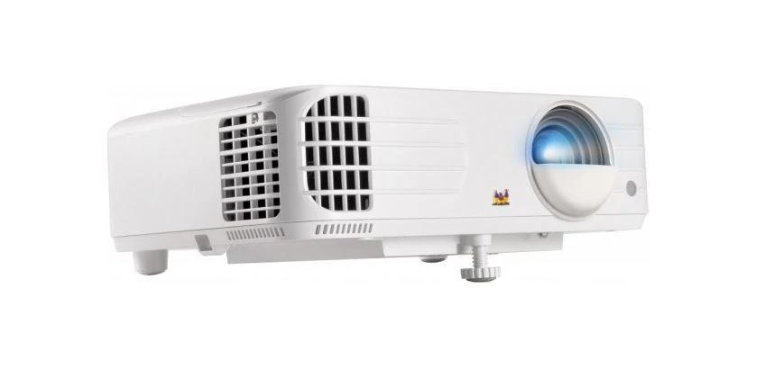 Projektorius ViewSonic 4K UHD (3840x2160), 3200AL, 12 000:1 kontrastas, SuperColor technologija, HDR/HLG, suderinama su 3D, TR1.5-1.65, 1.1x priartinimas, 27dB triukšmo lygis (Eco), 5ms įvesties delsa