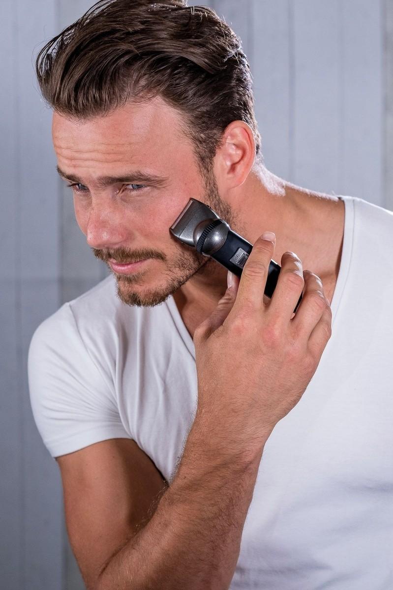 Įkraunama plaukų kantavimo mašinėlė-trimeris Wahl Home GroomsMan Body Trimmer 9953-1016