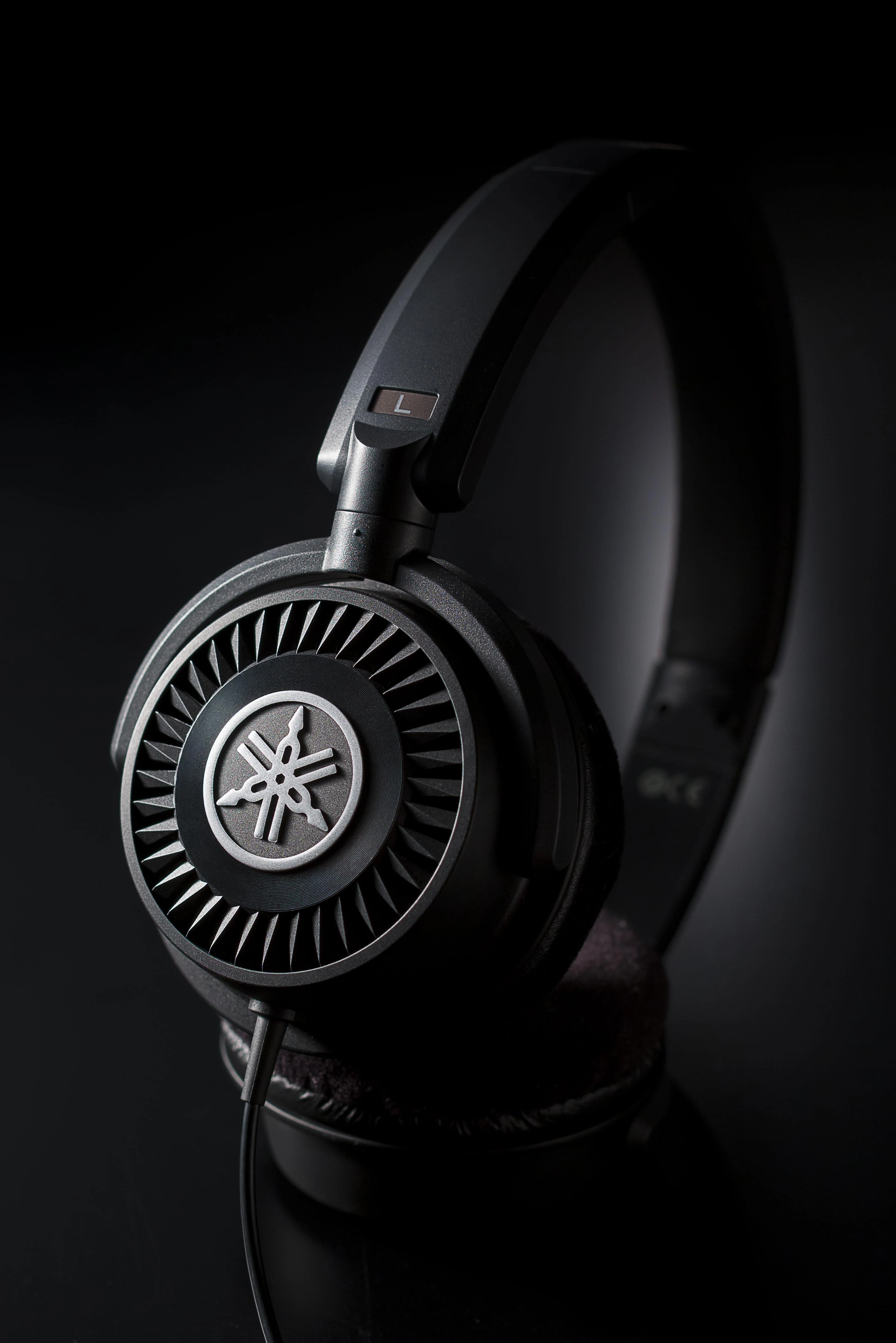 Ausinės Yamaha HPH-150 B