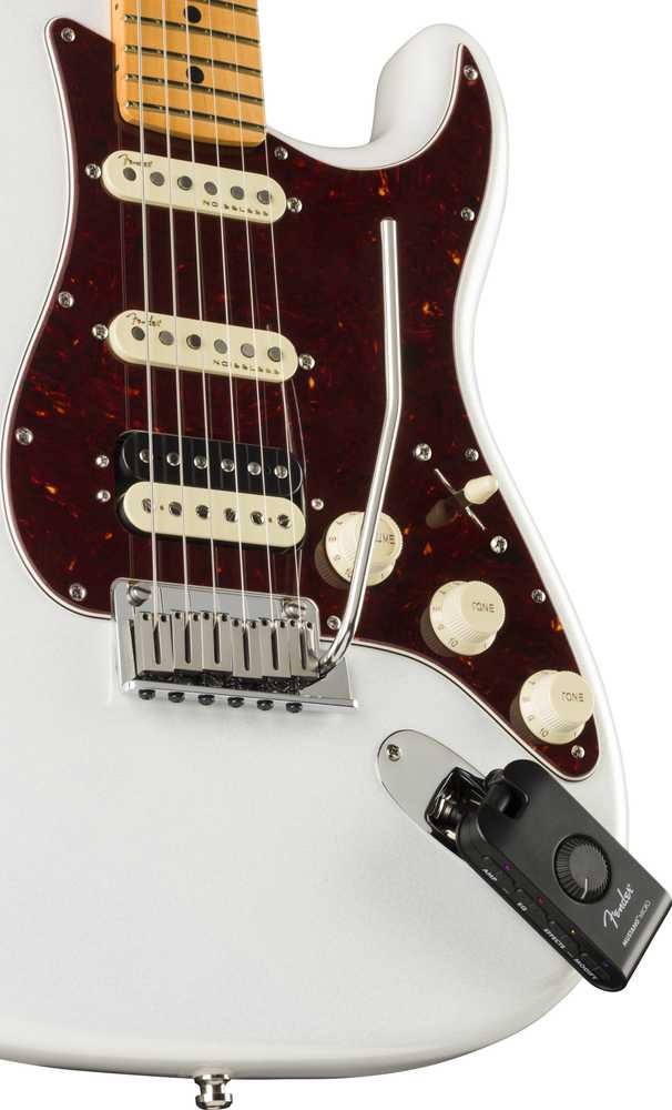 Squier Elektrinės gitaros komplektas Fender Affinity Strat + Mustang Micro + HD9, juoda