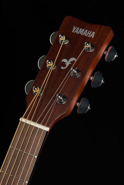 Elektro-akustinė gitara Yamaha FGX800C SDB