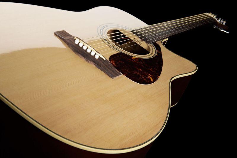Elektroakustinė gitara Yamaha FX370C