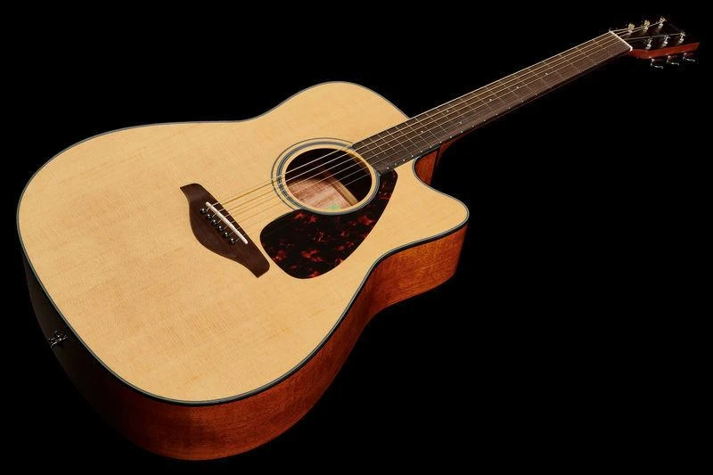 Elektroakustinė gitara Yamaha FGX800C NT II