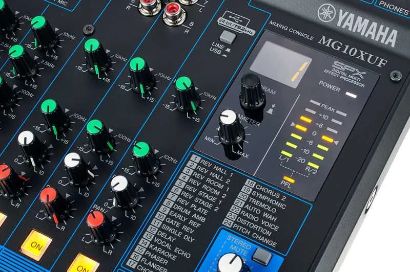 Garso pultas Yamaha MG10XUF