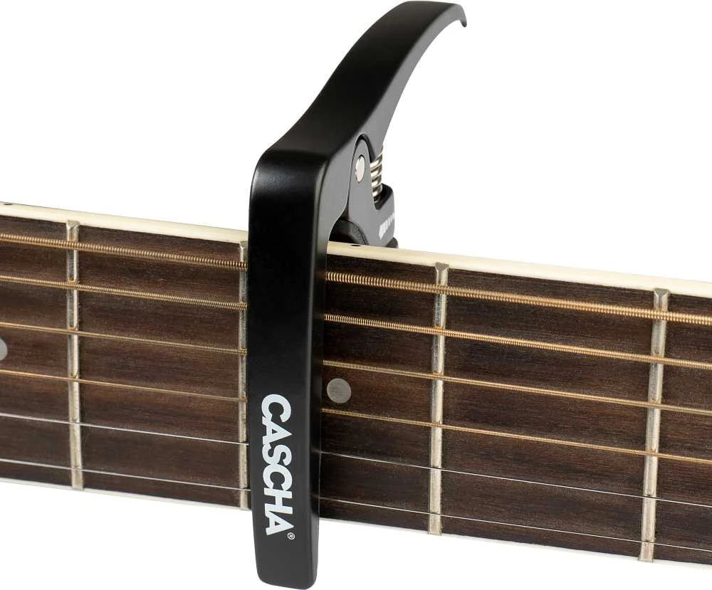 Kapodasteris akustinei/elektrinei gitaroms Cascha CACP3A, juodas