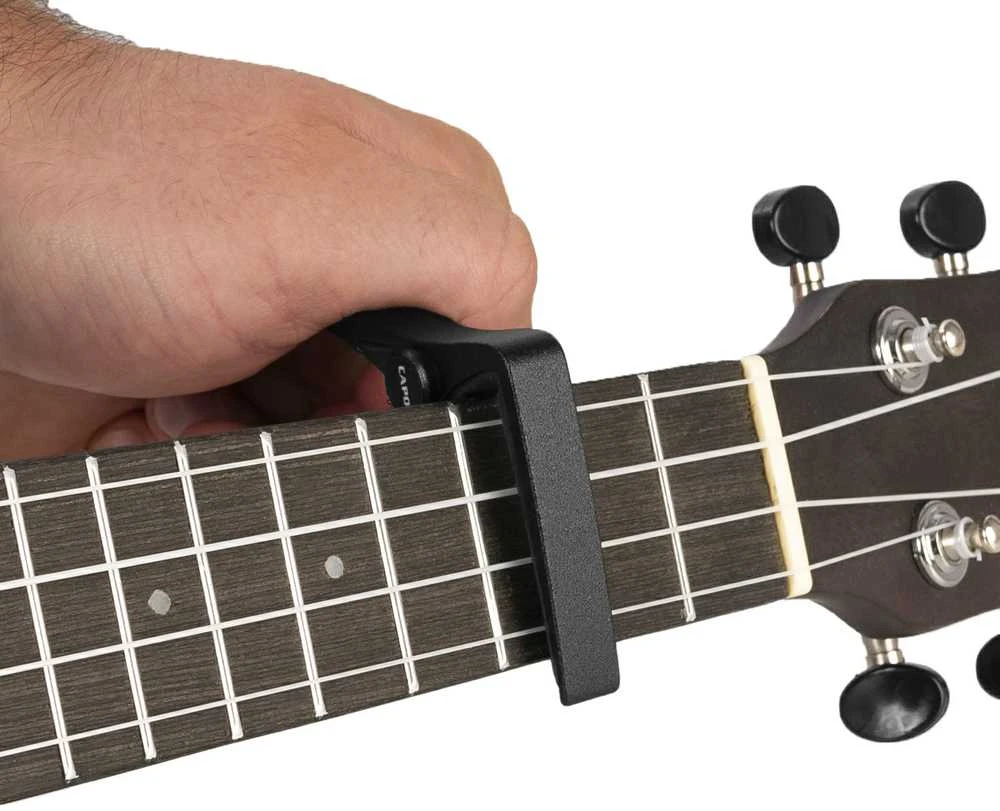 Kapodasteris ukulelei Cascha HH 2281 juodas