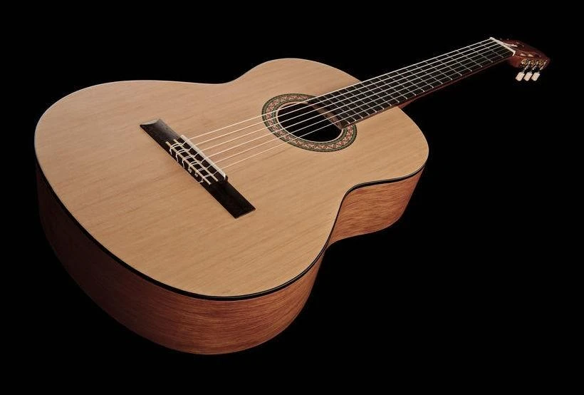 Klasikinė gitara Yamaha C40M 4/4