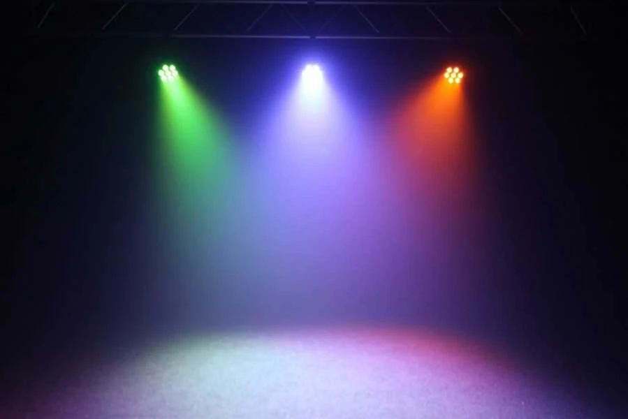 Prožektorius BOOMTONE DJ SILENTPAR 7x10W 5in1
