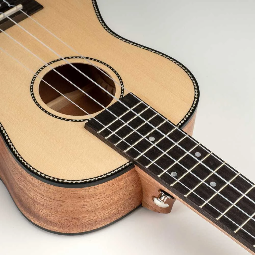 Tenorinė ukulelė Cascha Spruce Solid Top HH 2154