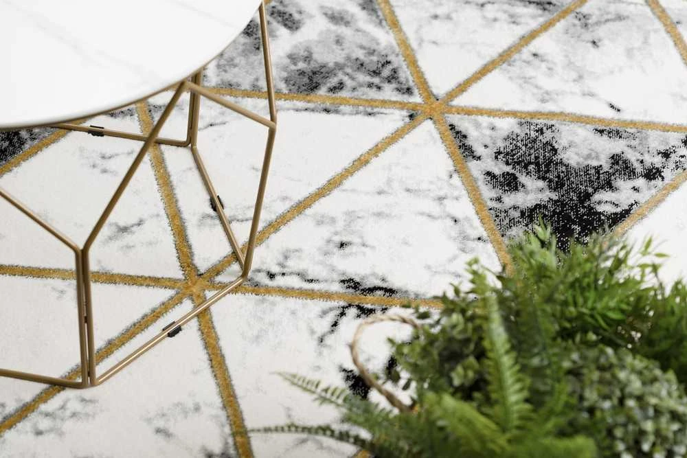Kilimėlis ESTEMA MARBLETRIANGLES spalva juoda 80x150 Hakano