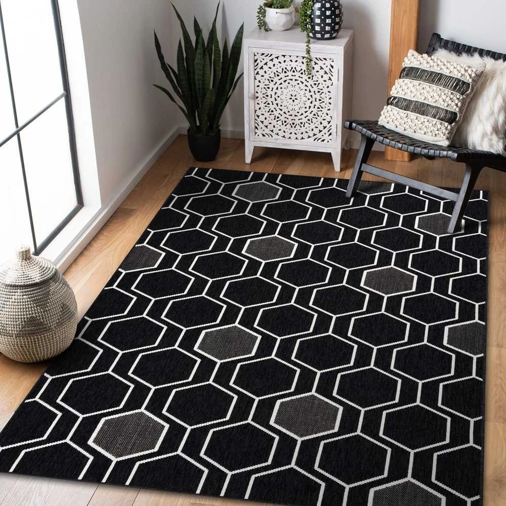 Dywan WINK HEXAGON spalva juoda 160x230 Hakano