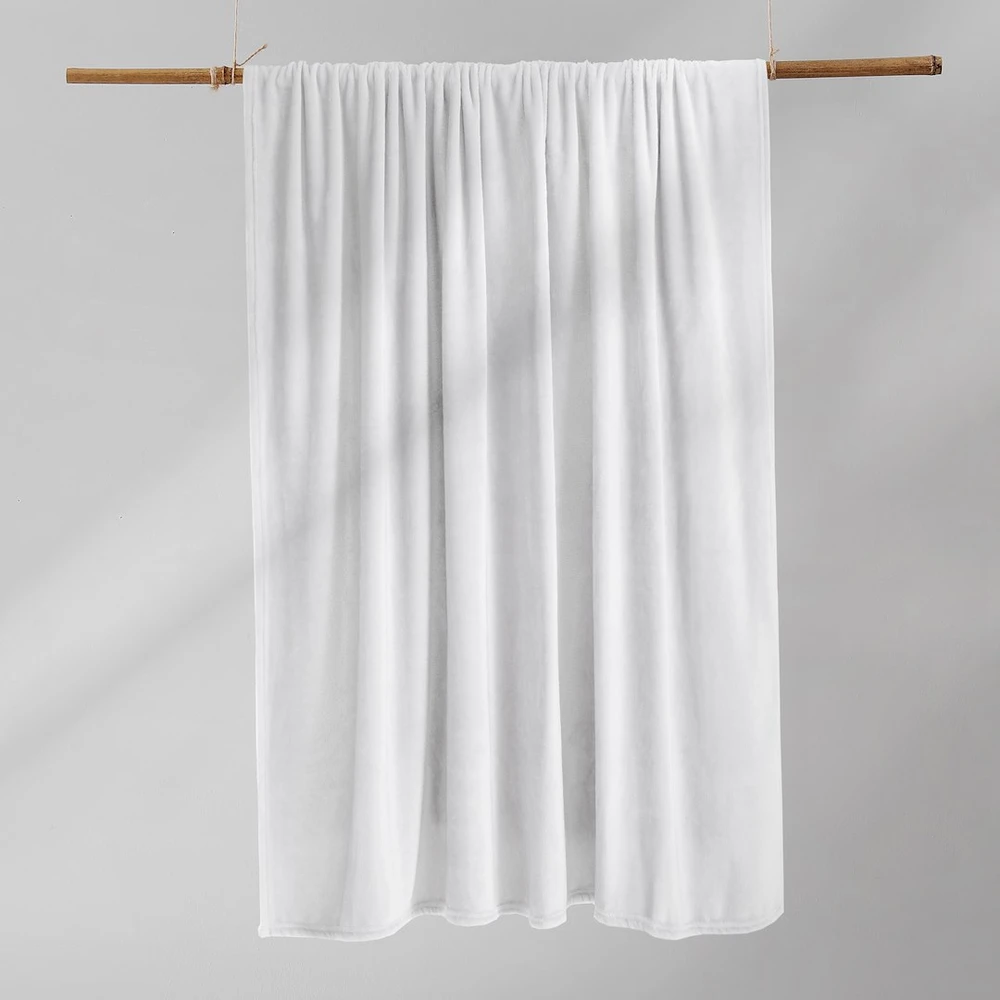 Balta antklodė DecoKing MIC 200×220 cm