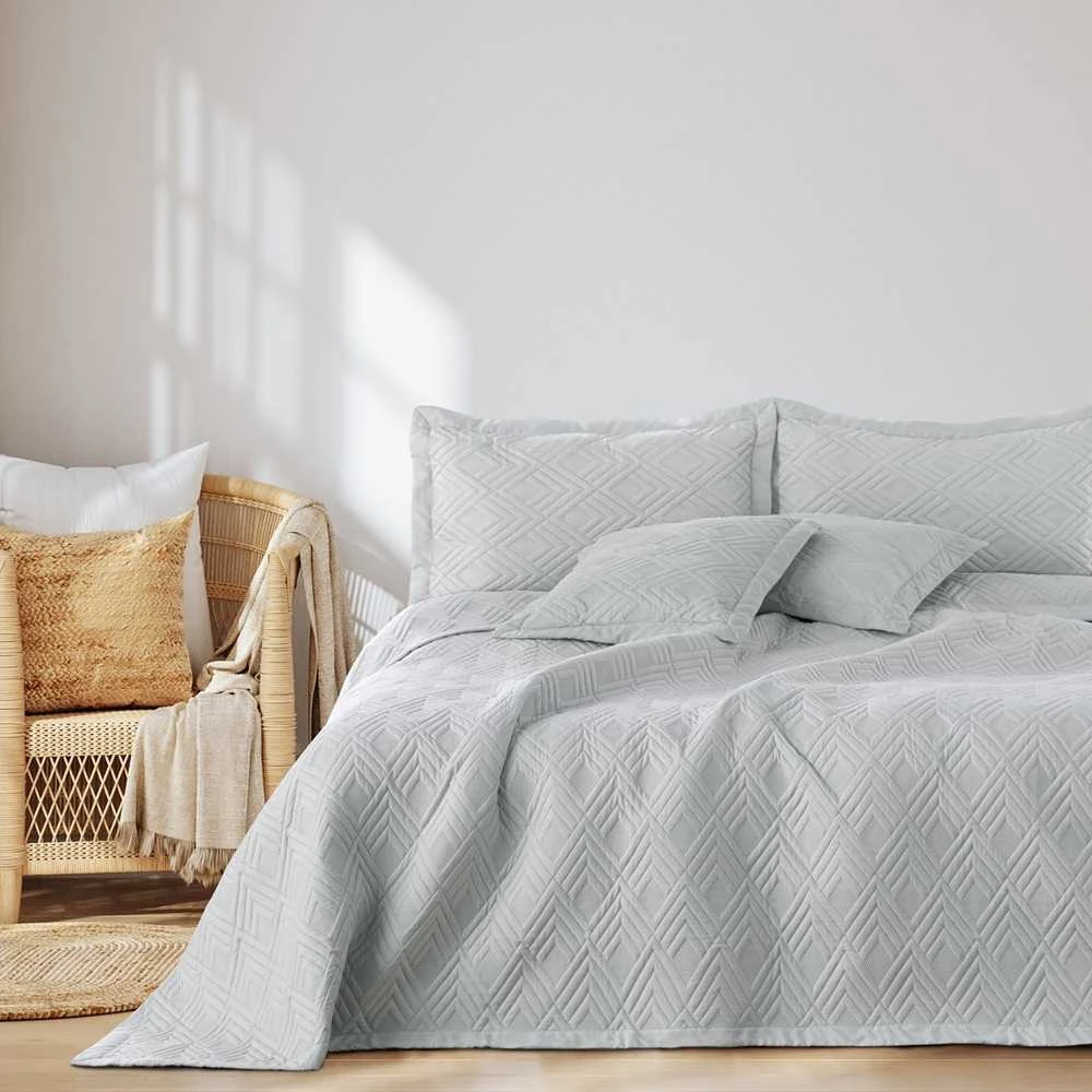 AmeliaHome Lovatiesė 260 × 280 cm, šviesiai pilkos spalvos