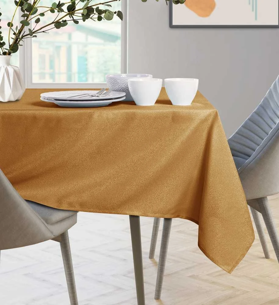 Flhf Aukso spalvos staltiesė EMPIRE 140 x 340 cm
