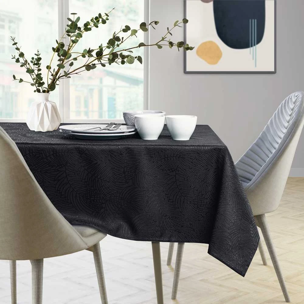Staltiesė 140×340 juodos spalvos AmeliaHome