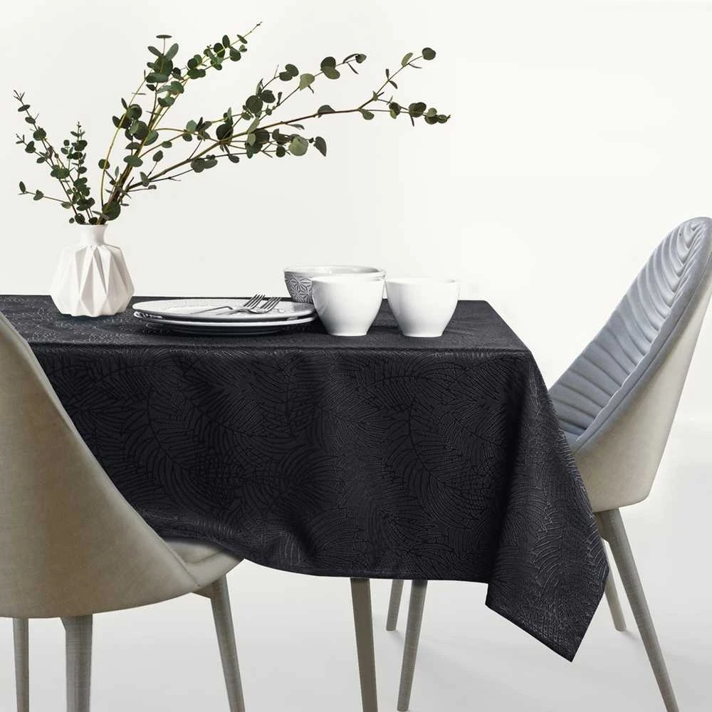 Staltiesė 140×340 juodos spalvos AmeliaHome