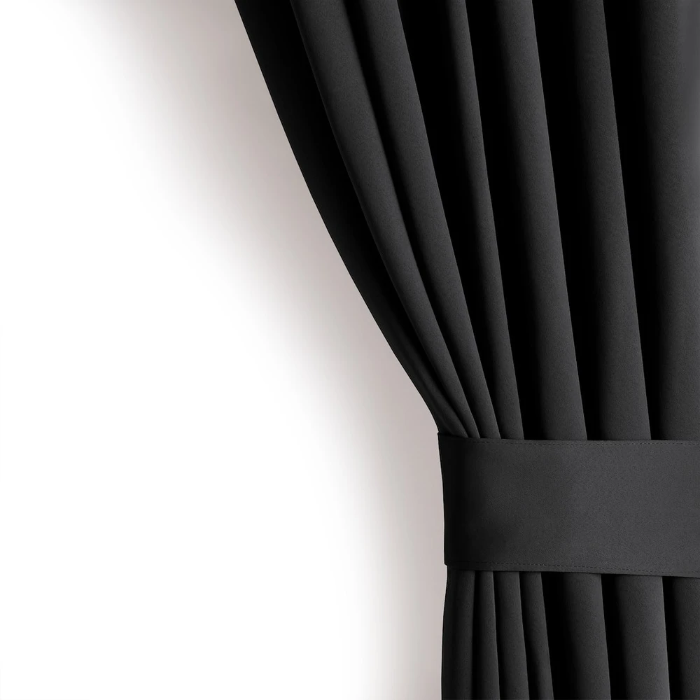 RESTILO užuolaida BLACKOUT juoda vienspalvė klasikinė su rankenėle klasikinio stiliaus daugiafunkcinė juosta medžiagos tipas blackout mėsingas 200x250