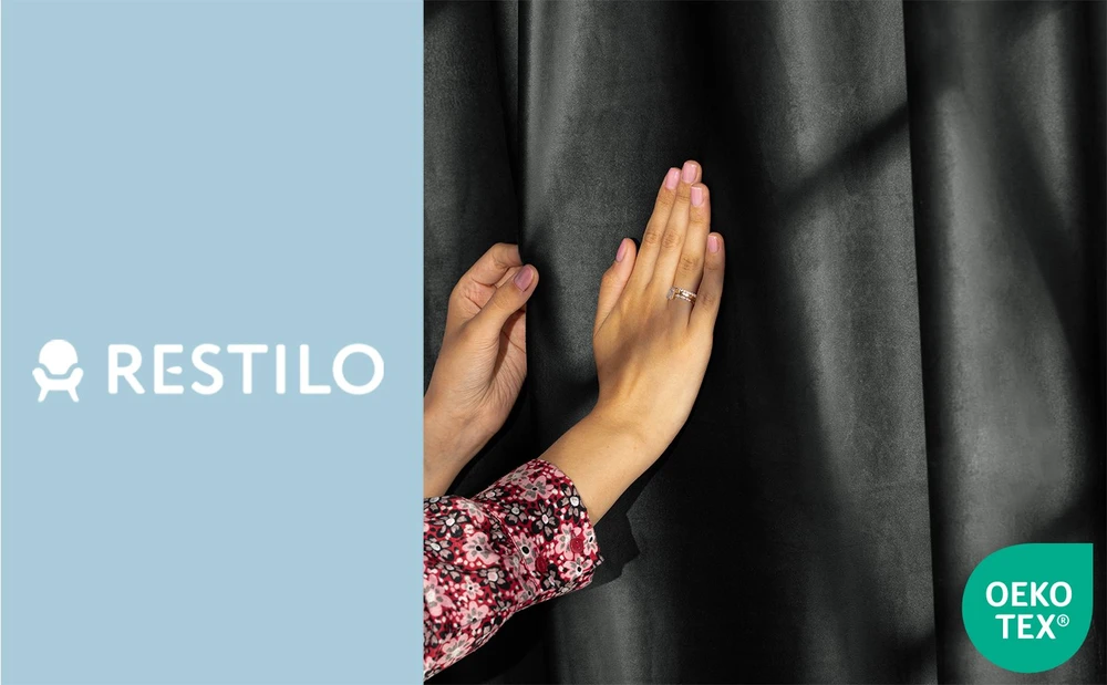 Užuolaida su klostėmis velvetinio audinio tamsiai pilkos spalvos