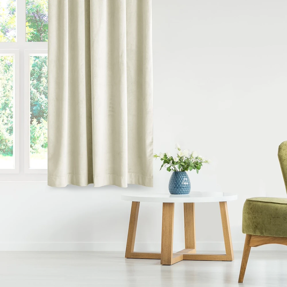 Naktinė užuolaida AmeliaHome VELVET 140X270 cm, 1 vnt., juosta/kabliukai, spalva: kreminė