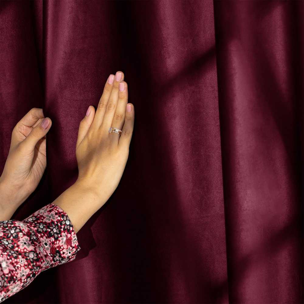 AmeliaHome Užuolaida aksominė 140×245 vyno spalvos CURT