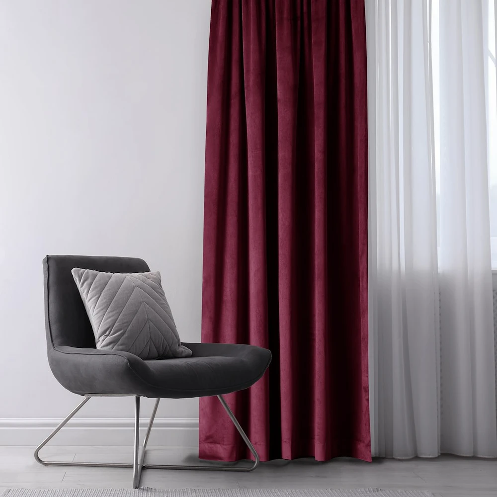Naktinė užuolaida su žiedais AmeliaHome VELVET 140X270 cm, 1 vnt., spalva: vyno