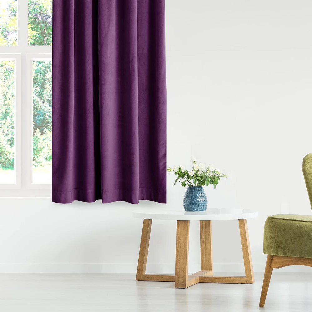 CLASSIC Užuolaidos VELVET spalva violetinė stiliaus klasikinė juosta medžiagos tipas - tekstilė aksomas 140x245 AmeliaHome