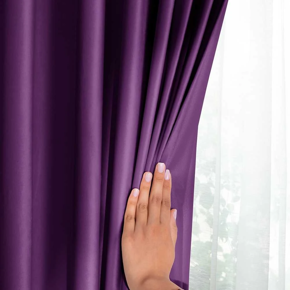 CLASSIC Užuolaidos VELVET spalva violetinė stiliaus klasikinė juosta medžiagos tipas - tekstilė aksomas 140x270 AmeliaHome