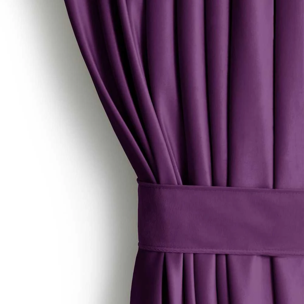 CLASSIC Užuolaidos VELVET spalva violetinė stiliaus klasikinė juosta medžiagos tipas - tekstilė aksomas 140x270 AmeliaHome