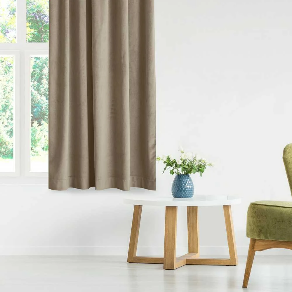 Homede Užuolaidos iš aksomo 135×175