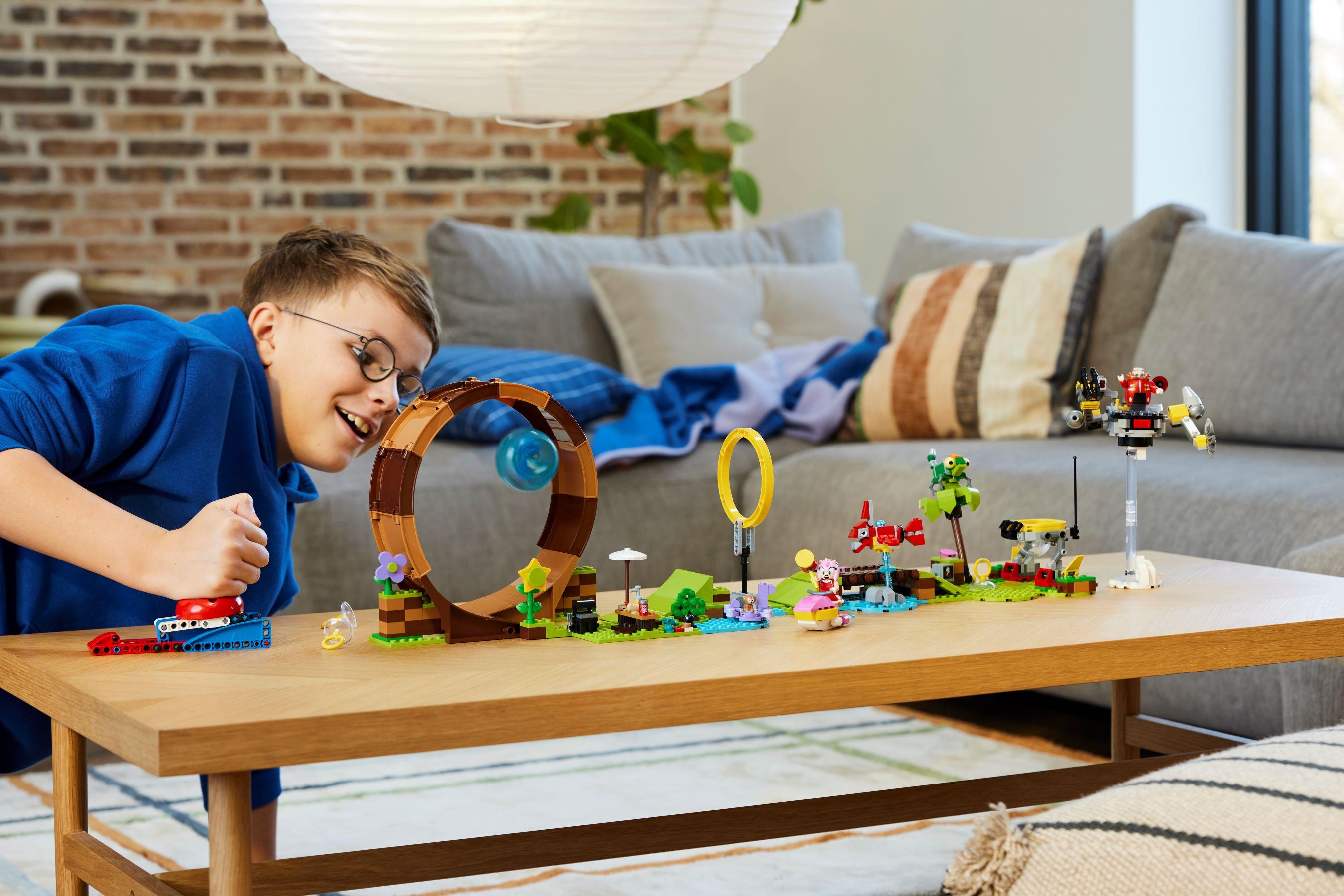 LEGO® Sonic the Hedgehog Žaliojo kalno zonos kilpos iššūkis (76994)