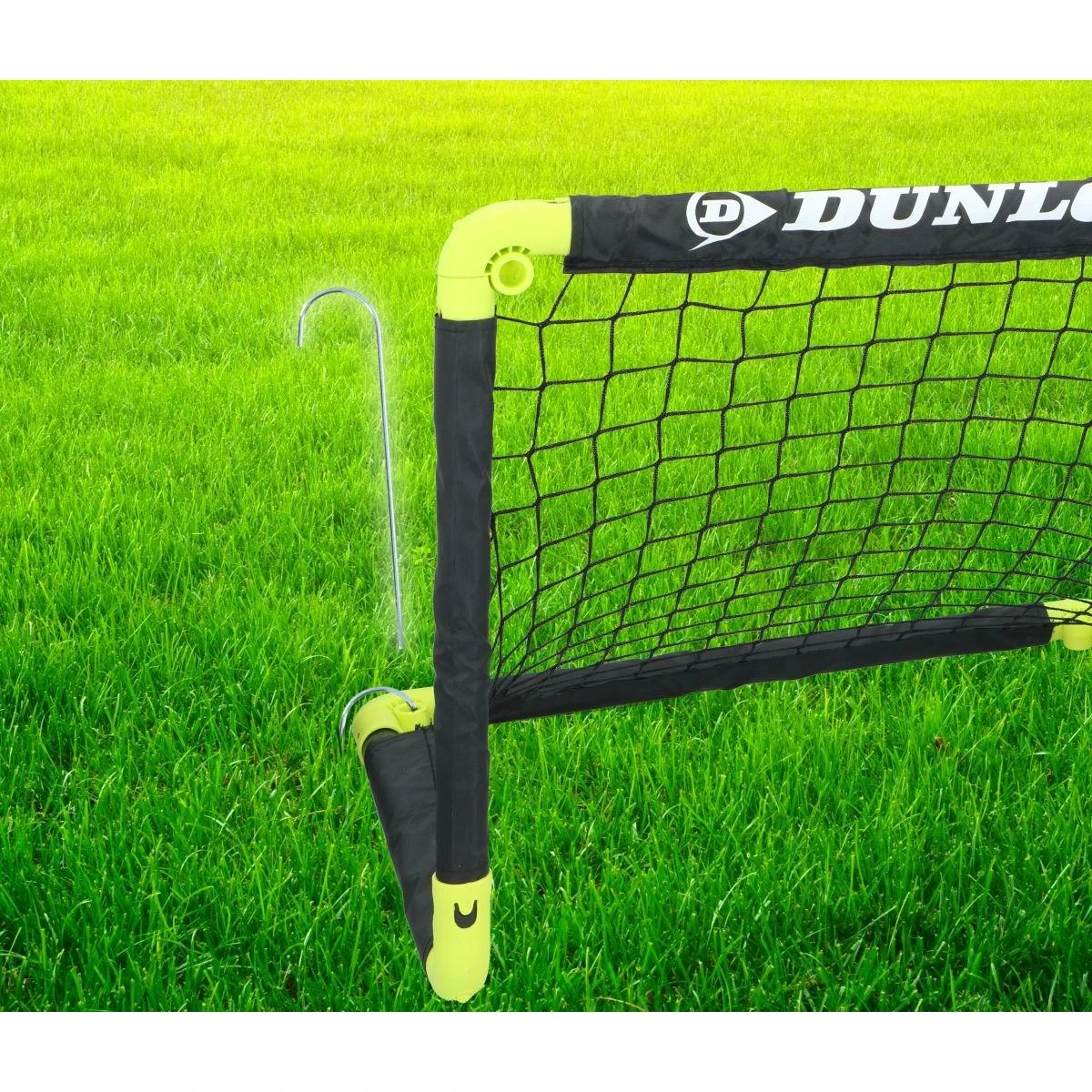 Dunlop Sulankstomos futbolo vartai su tinklu 90x59x61 cm