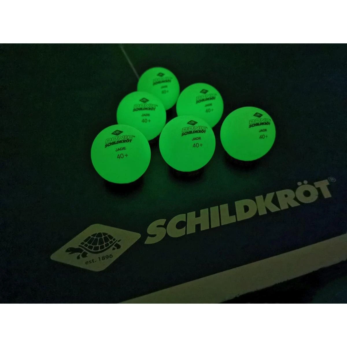 Stalo teniso kamuoliukai DONIC P40+ Glow