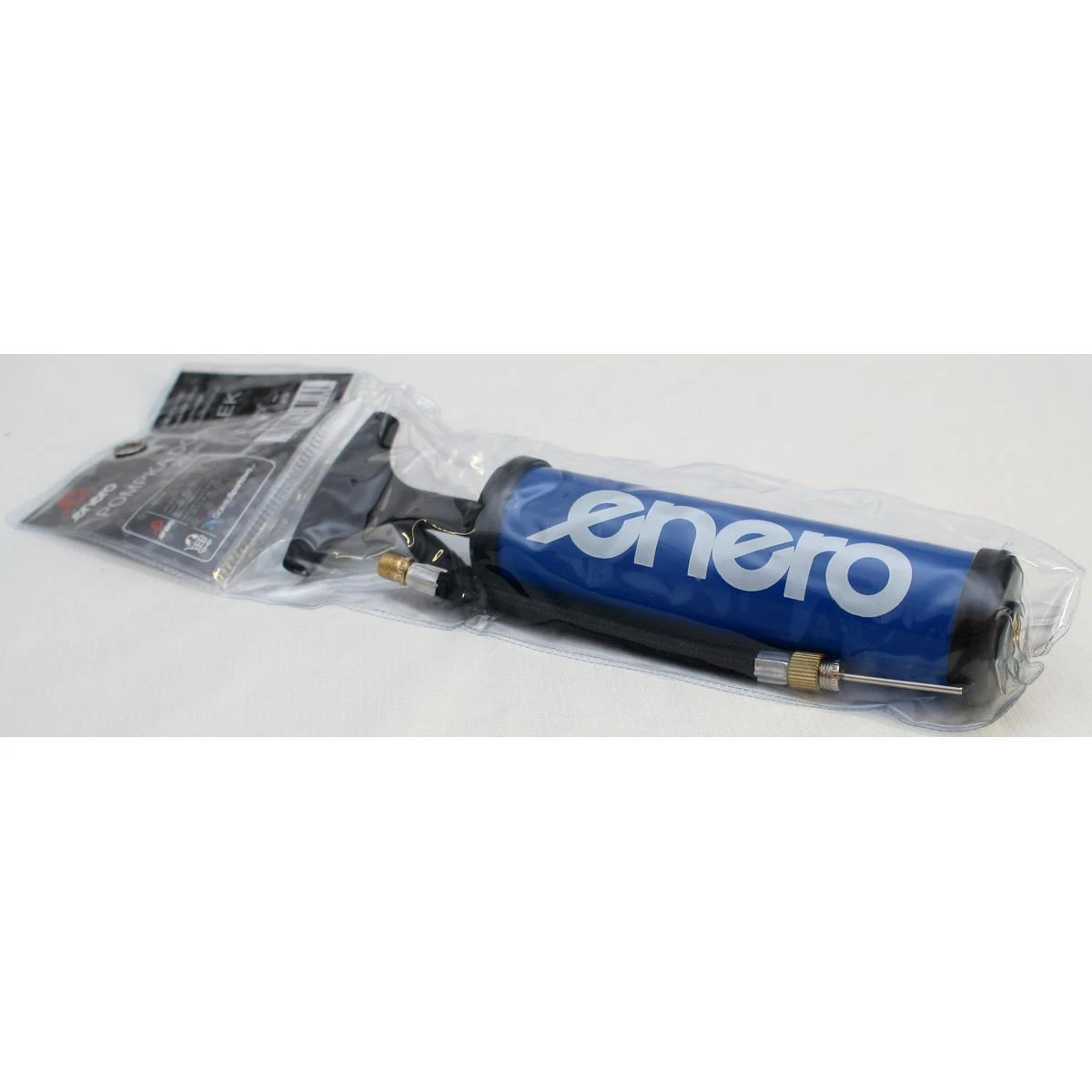 Enero maža kamuolių pompa su žarnele 20 cm