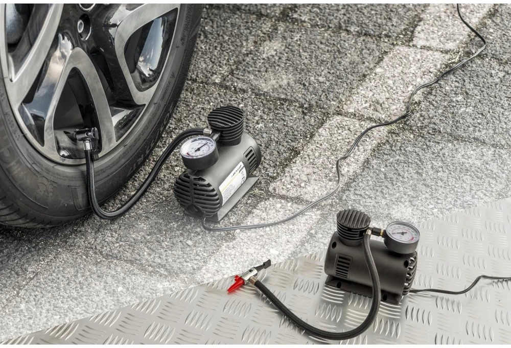 Automobilinis oro kompresorius Dunlop 12V