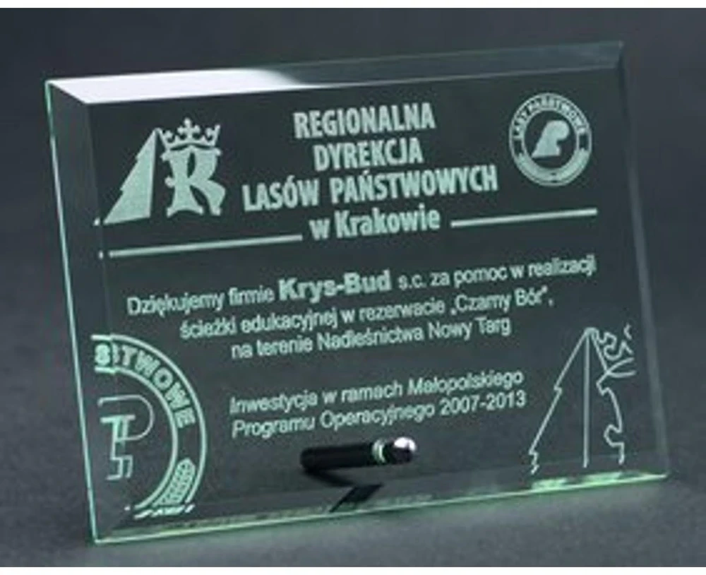 Tryumf Graviruotas stiklo trofėjus