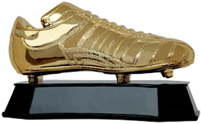 Tryumf Lieta figūrėlė - futbolas - auksinis batelis RP2002