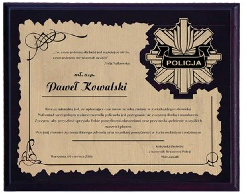 Tryumf Plastikinis diplomas su graviruotu laminatu