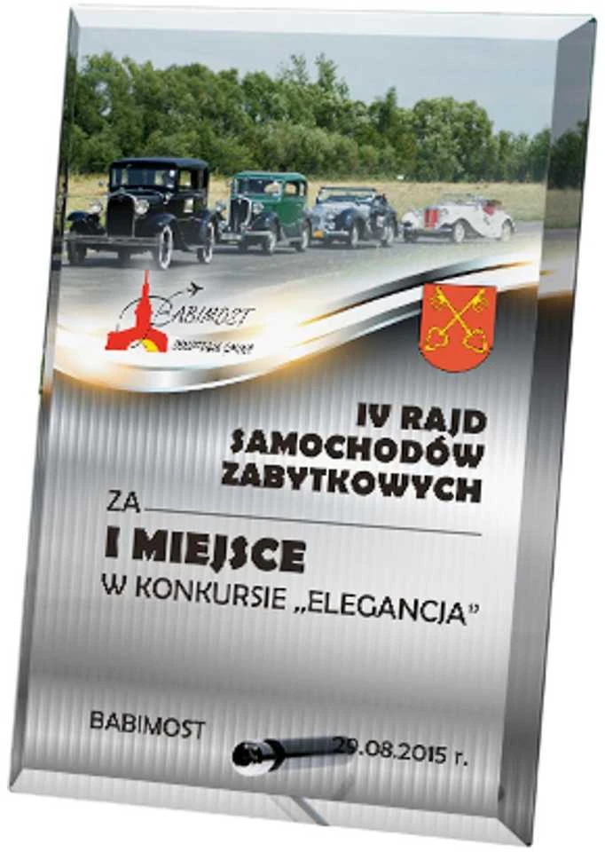 Tryumf Stiklo trofėjus su LuxorJet spalvotu spaudu, graviravimu ir dažų užpildu