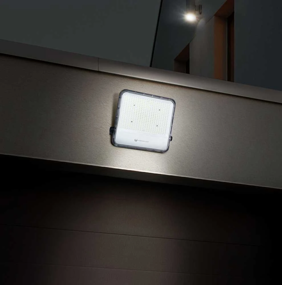„Telforceone“ LED prožektorius PROXIM+ 100W 4000K 15000lm 230V IP65 „Forever Light“ 150lm/W 5 metų garantija