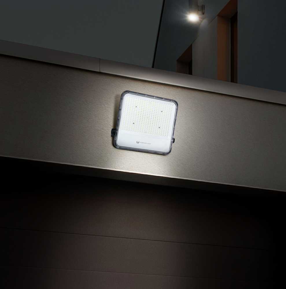 „Telforceone“ LED prožektorius PROXIM+ 300W 4000K 45000lm 230V IP65 „Forever Light“ 150lm/W 5 metų garantija