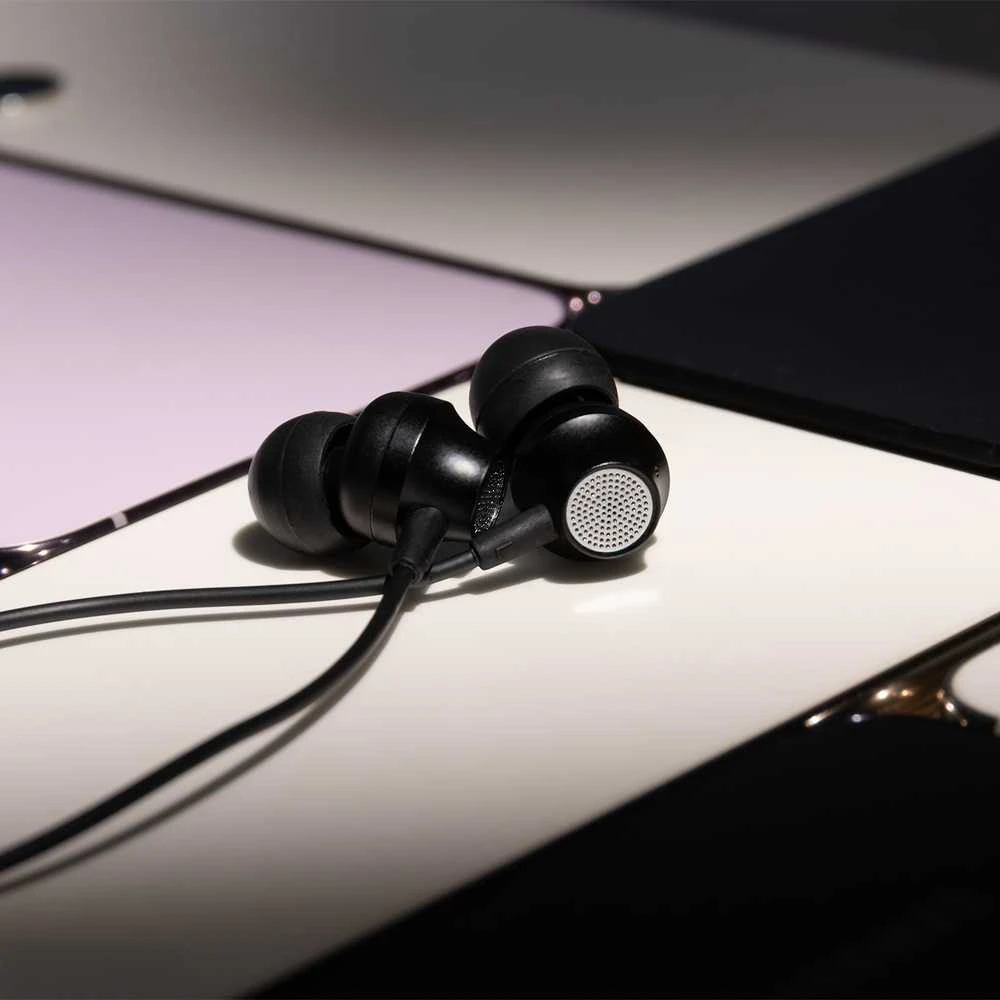 Telforceone Forever su laidu ausinės EP-02 USB-C juodos spalvos
