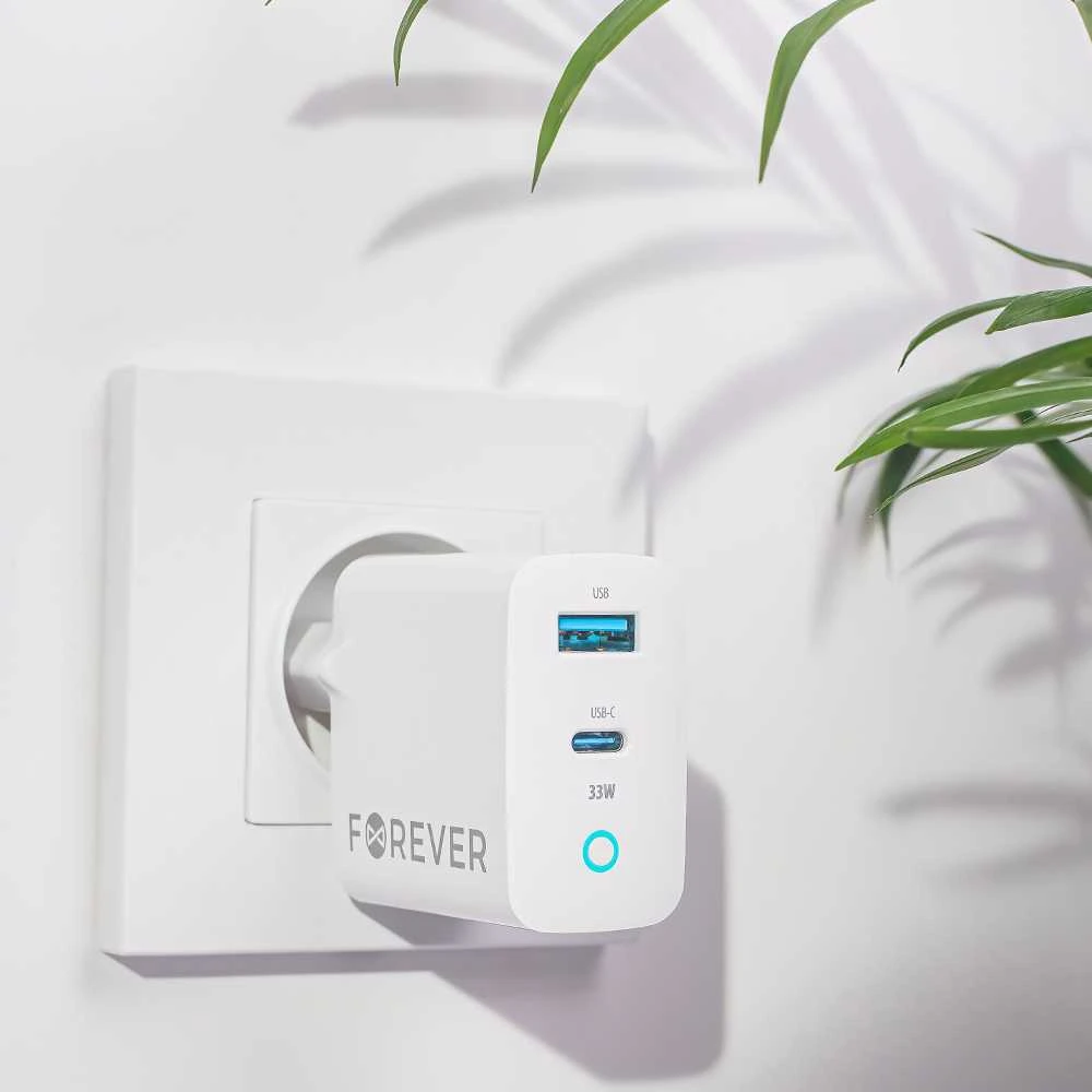 Forever TC-06-33AC GaN PD QC įkroviklis 1x USB-C 1x USB 33W baltas