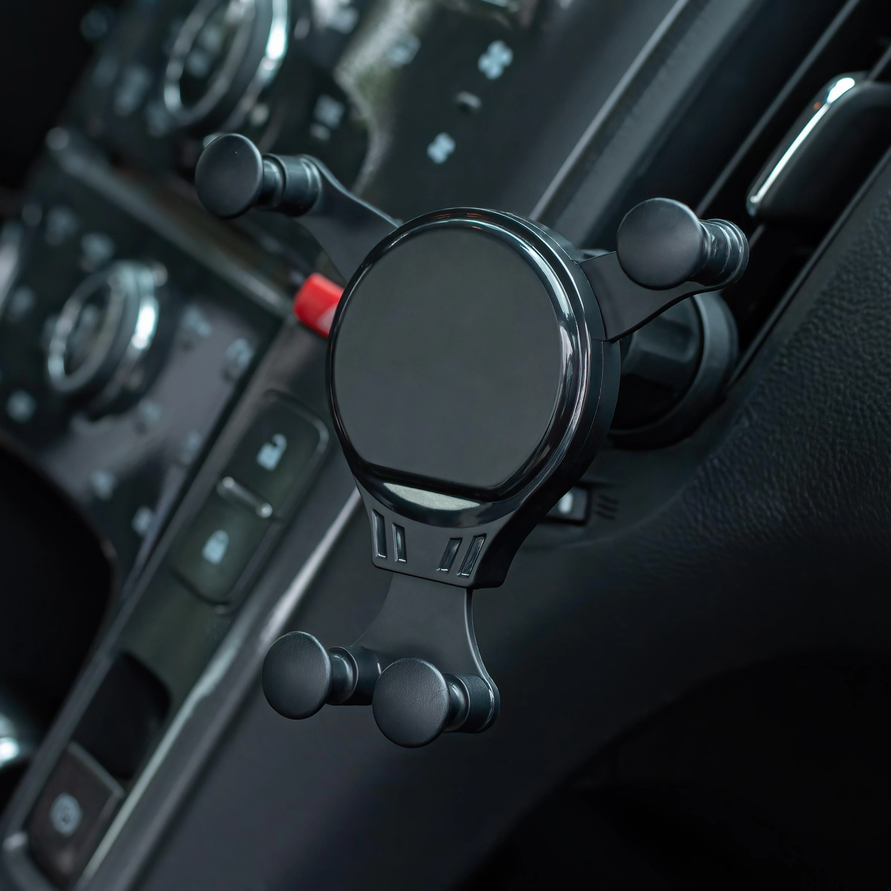 Maxlife automobilinis laikiklis ventiliacijos grotelėms MXCH-06 juodas