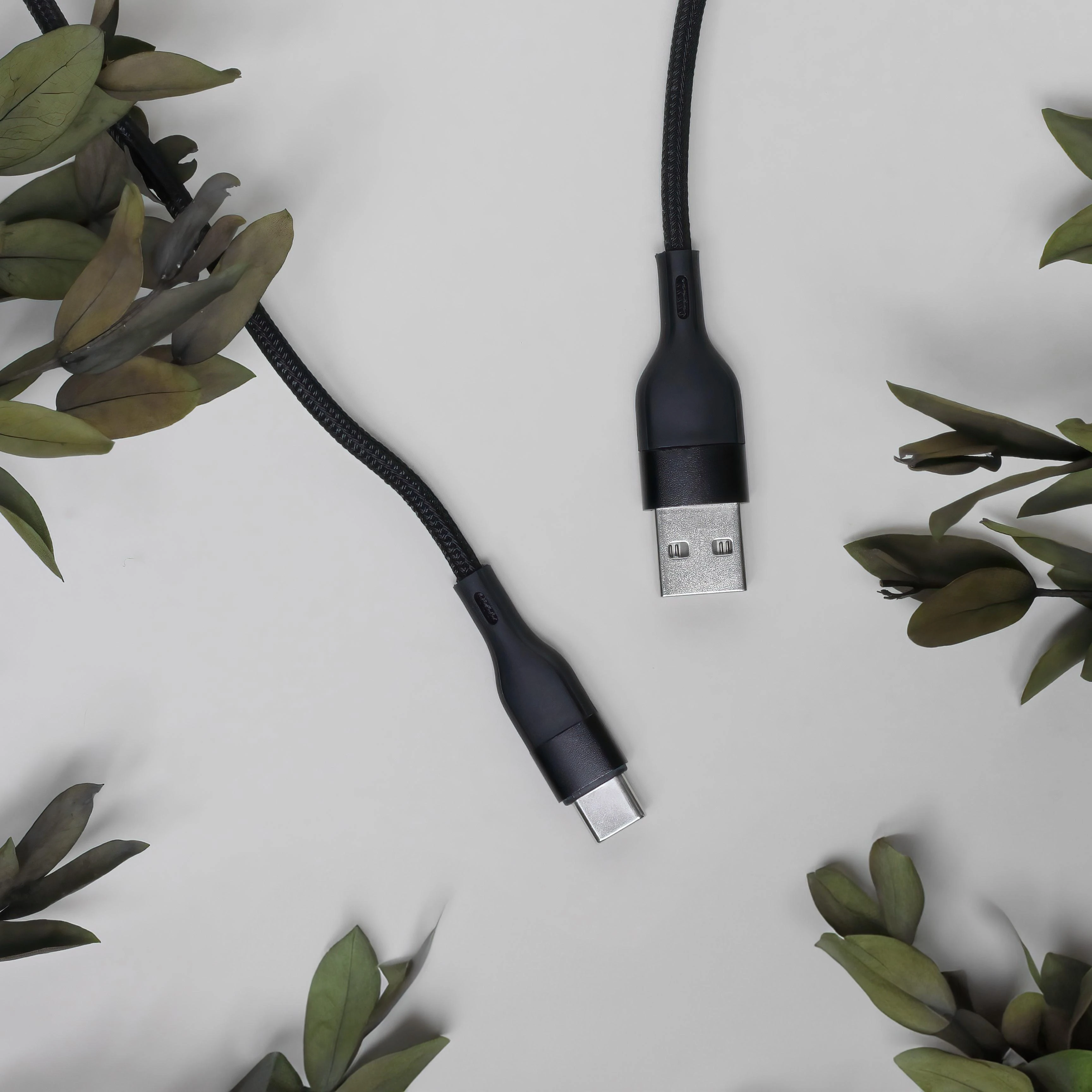 Maxlife MXUC-07 laidas USB – USB-C 1,0 m 3A juodas nailoninis
